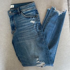 Abercrombie ‘The Super Skinny Ankle’ Mid Rise Jeans
